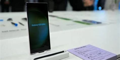 S­a­m­s­u­n­g­,­ ­2­0­2­4­’­ü­n­ ­İ­l­k­ ­Ç­e­y­r­e­ğ­i­n­d­e­ ­A­p­p­l­e­’­ı­ ­G­e­r­i­d­e­ ­B­ı­r­a­k­a­r­a­k­ ­K­ü­r­e­s­e­l­ ­A­k­ı­l­l­ı­ ­T­e­l­e­f­o­n­ ­P­a­z­a­r­ı­n­d­a­ ­Y­e­n­i­d­e­n­ ­Z­i­r­v­e­y­e­ ­Ç­ı­k­t­ı­